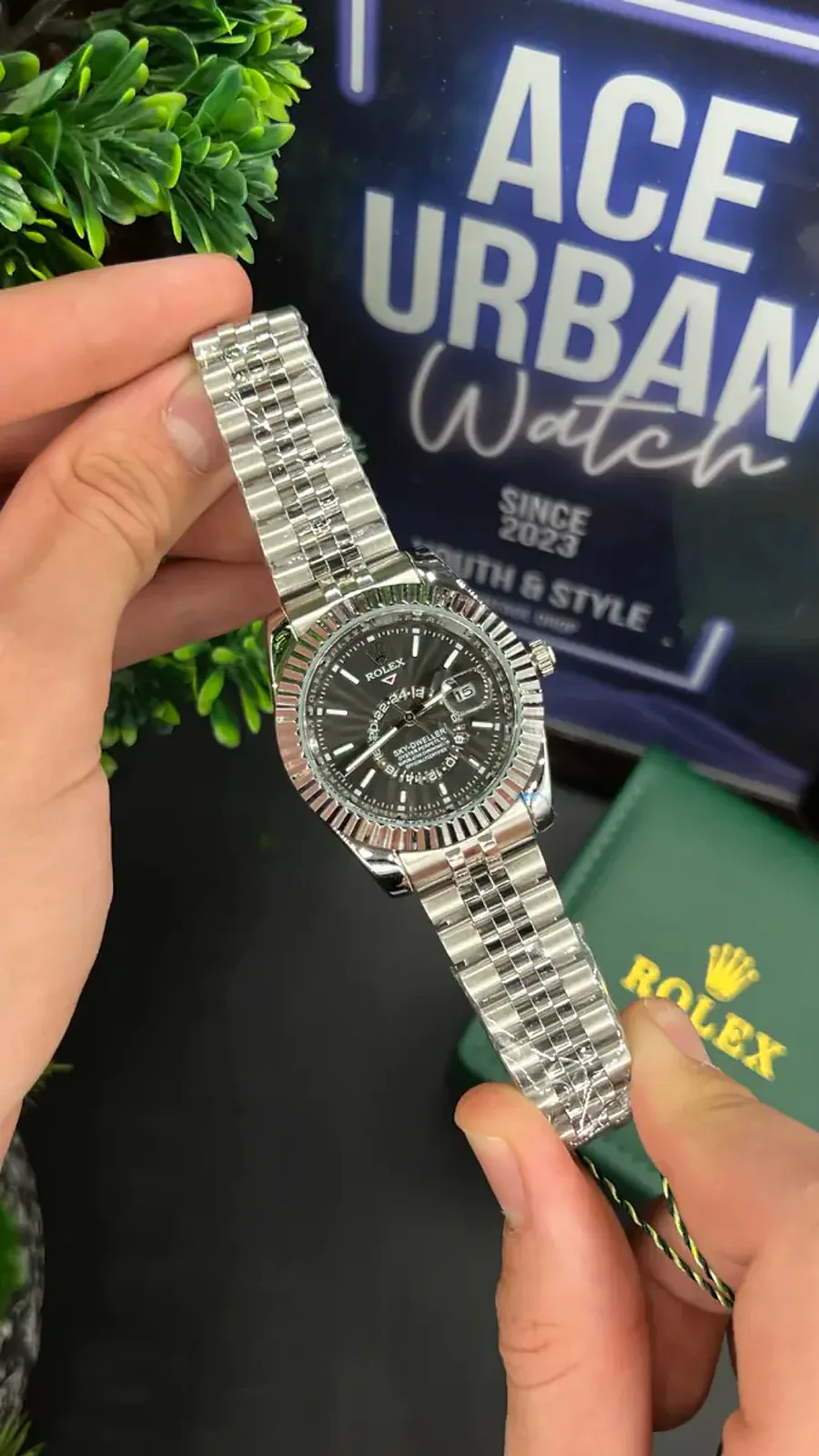 ROLEX SKY DWELLER ( JUBILEE ) — vue 2